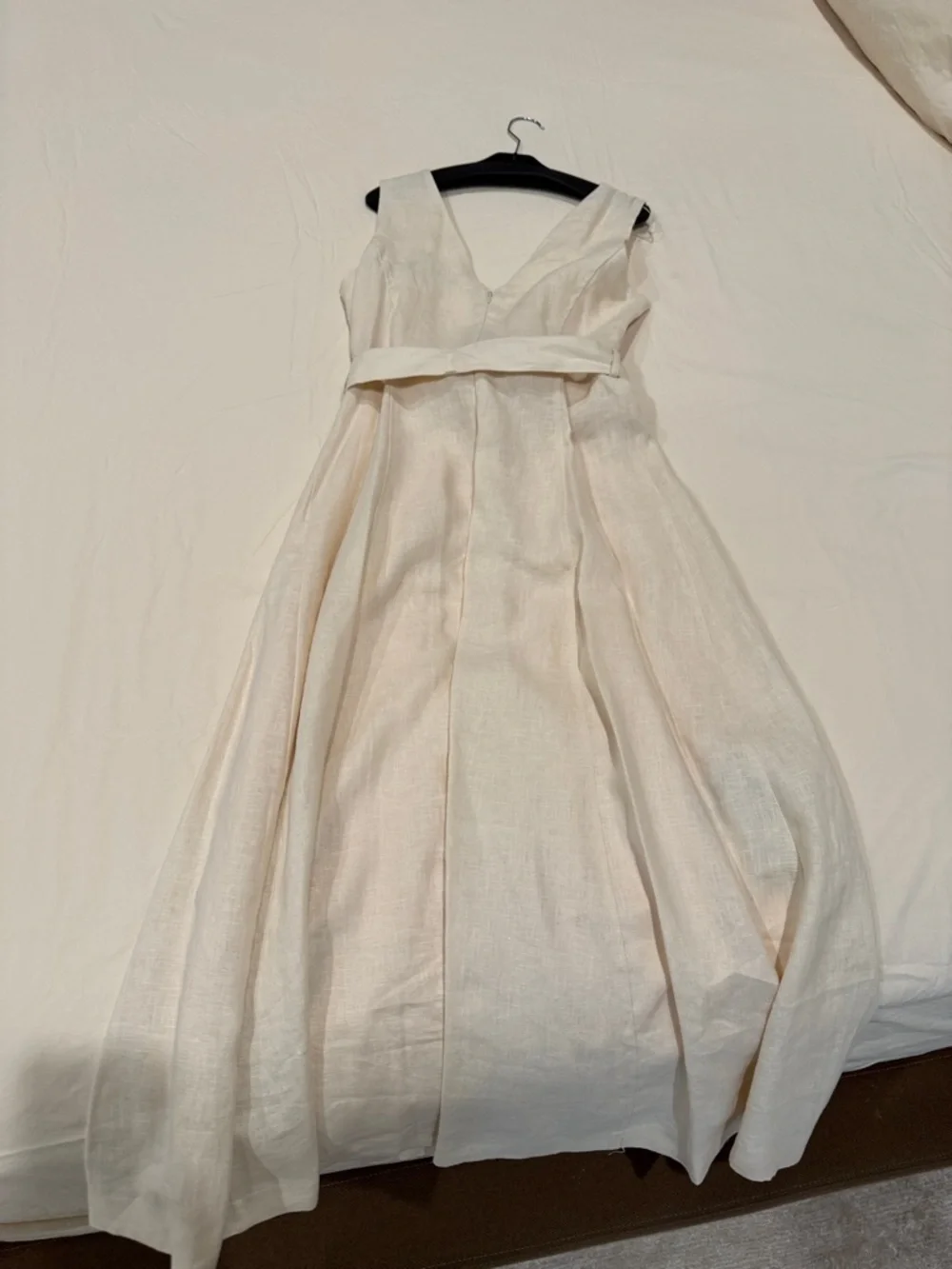 Mango Cream V‑Neck Belted Midi Dress - Picture 6 of 7